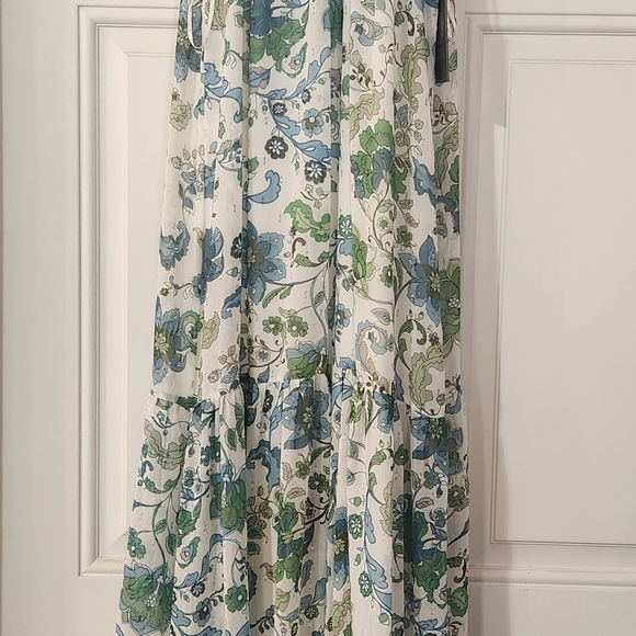 Vince Camuto Dresses & Skirts - Vince Camuto Floral Milano Maxi Dress in Blue and Green Medium NWT